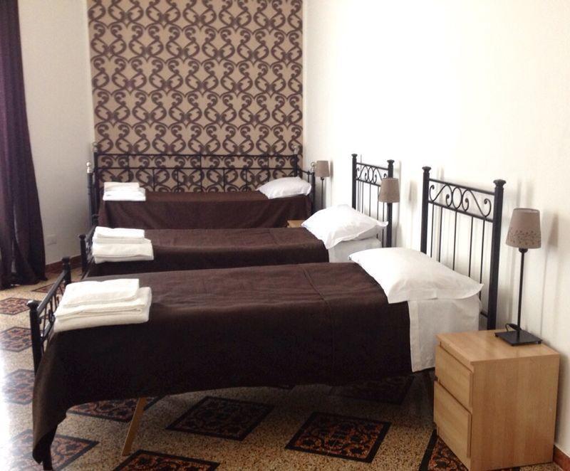 Hostel Castello Maggiore โรม ภายนอก รูปภาพ